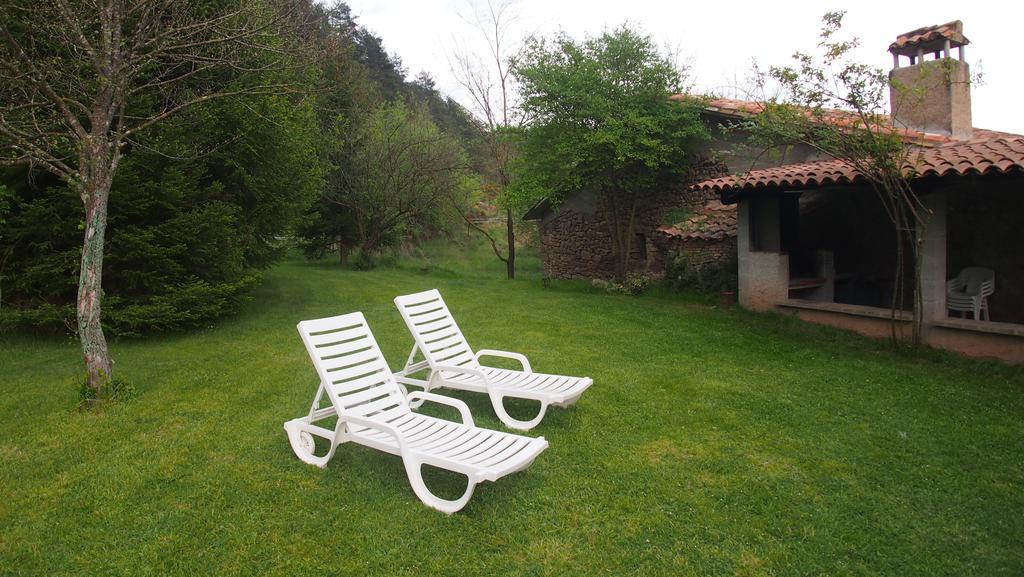 Mas Pinoses Guest House Les Llosses Exterior photo