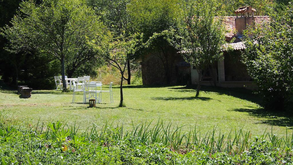 Mas Pinoses Guest House Les Llosses Exterior photo