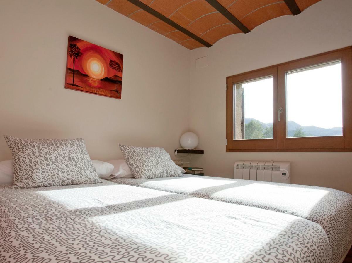 Mas Pinoses Guest House Les Llosses Room photo